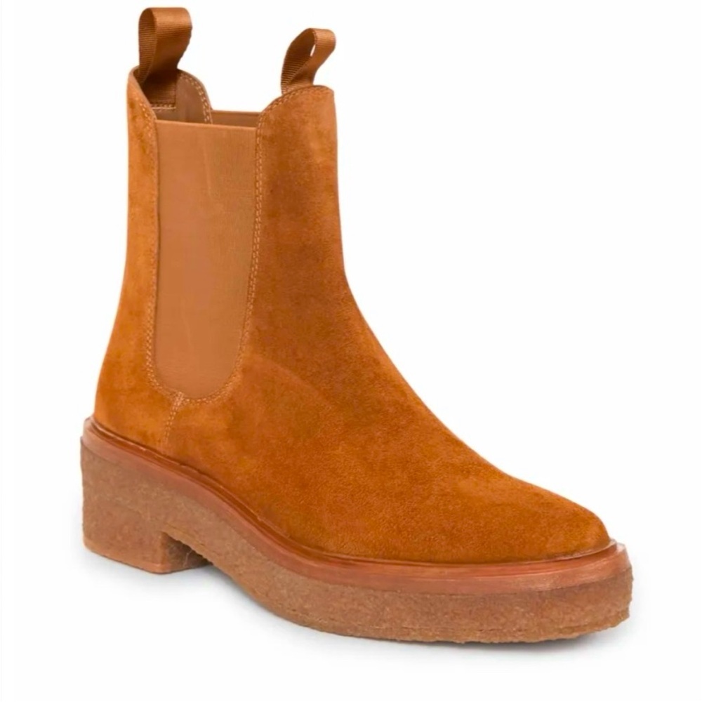 Loeffler Randall Raquel Pull On Chelsea
Boots Crepe Gum Sole Womens 7.5